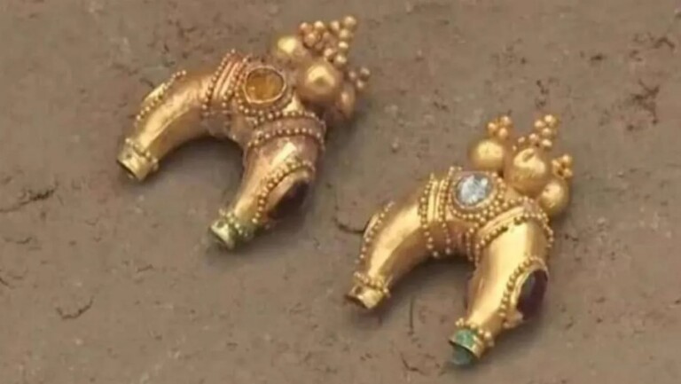 2.000 Jahre alte Grabhügel mit Goldschmuck an der Seidenstraße